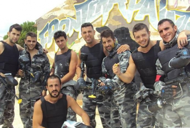  giocatori di paintball 